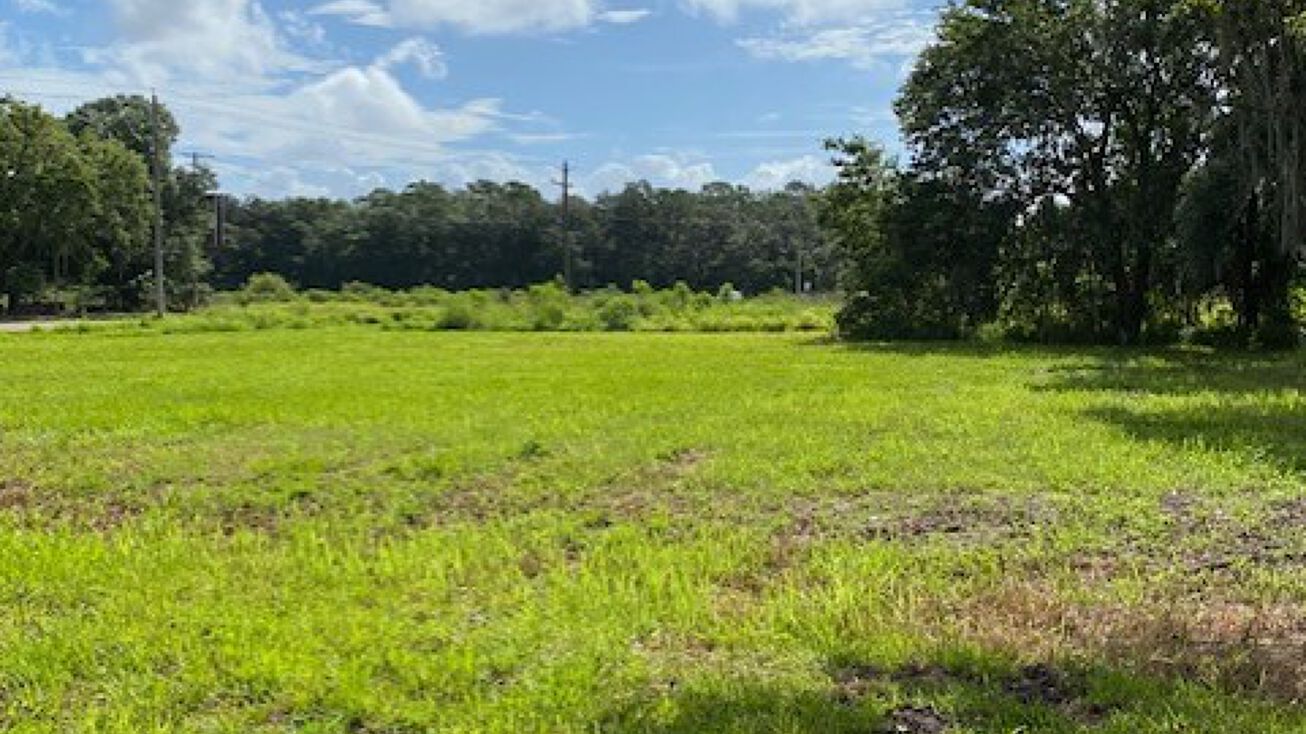 503 E Park Rd, Plant City, FL 33563