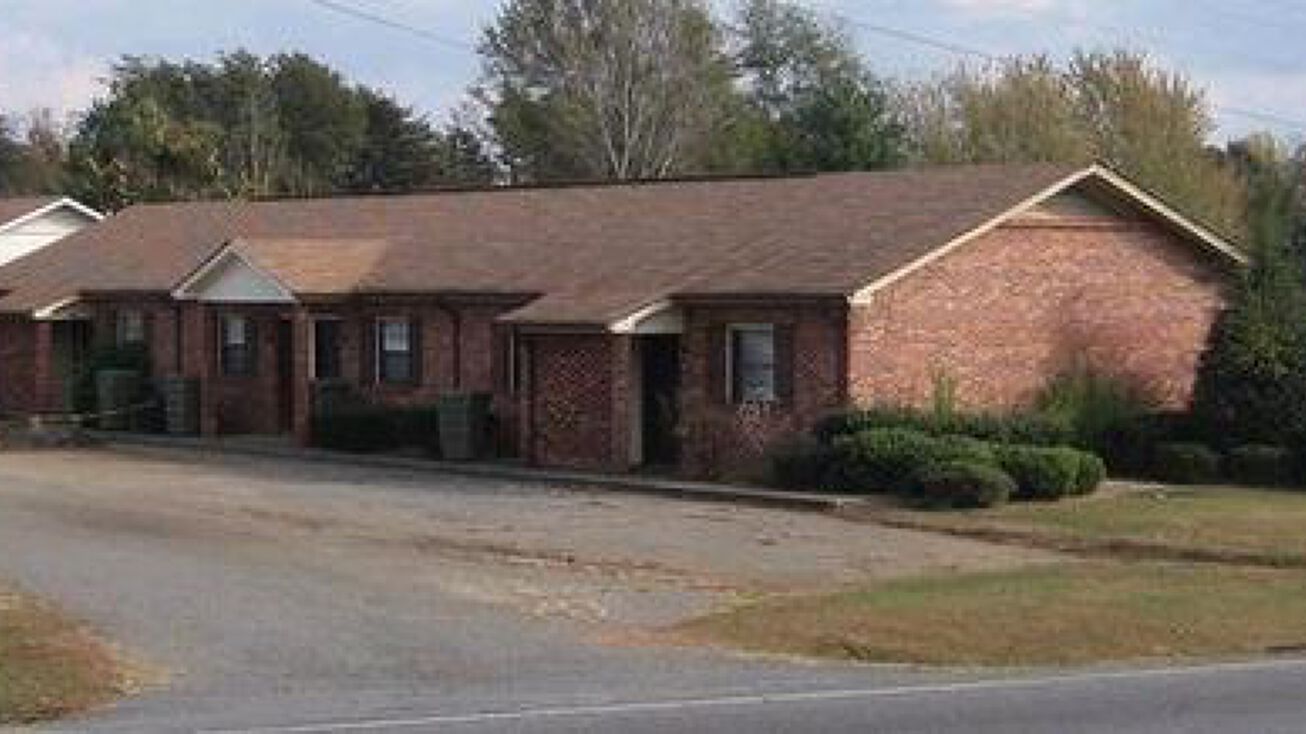 951 Oakland Rd Forest City Nc 28043 Multifamily Property For Sale