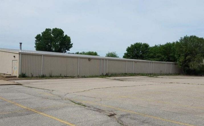 Pictures of Industrial property located at 2020 Scotty Dr, Cedar Rapids, IA 52404 for comps - image #1