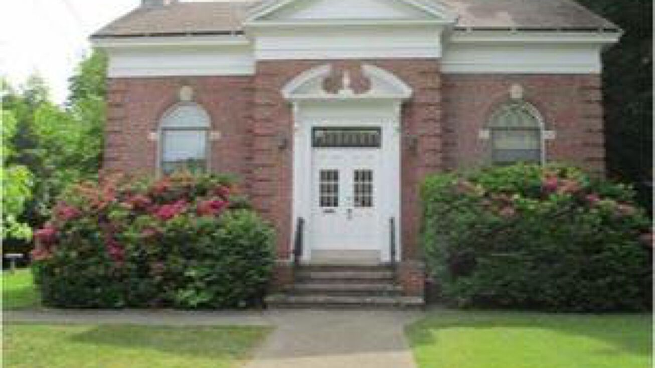 536 Fall River Avenue, Seekonk, MA 02771