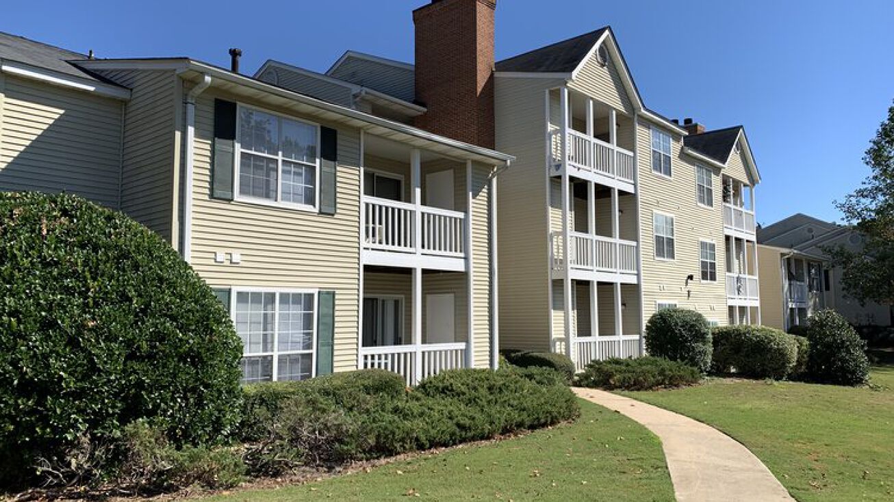 3714 Grandview Dr, Simpsonville, SC 29680