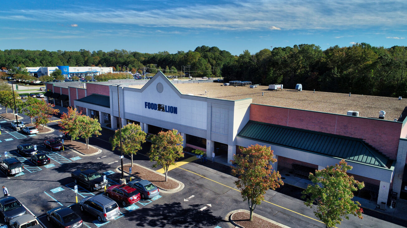 109 Gainsborough Square, Chesapeake, VA 23320