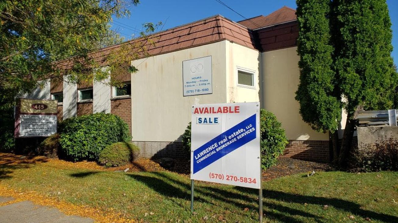 445 Wyoming Ave, Kingston, PA 18704