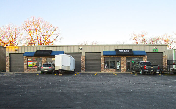 Pictures of Industrial property located at 2828 148th Ave Cir, Omaha, NE 68144 for comps - image #1