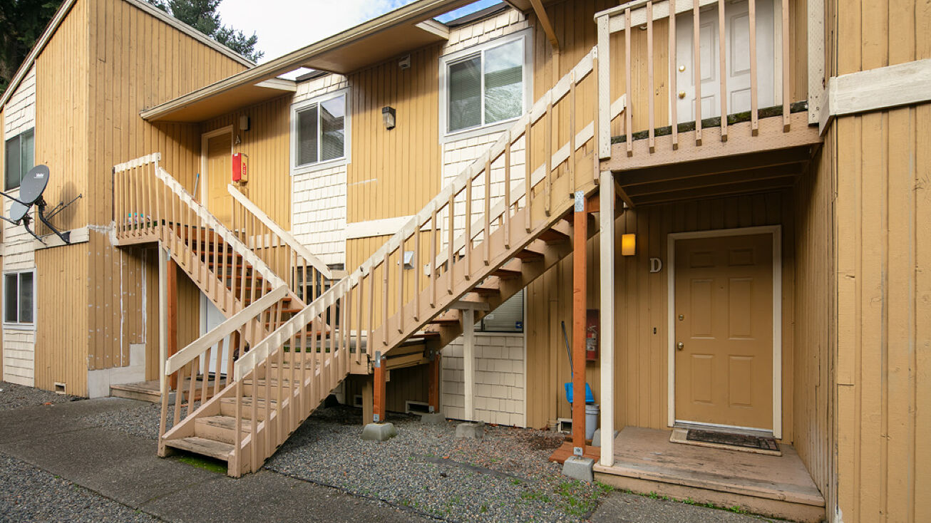 15409 42nd Ave S, Tukwila, WA 98188 Multifamily Property for Sale