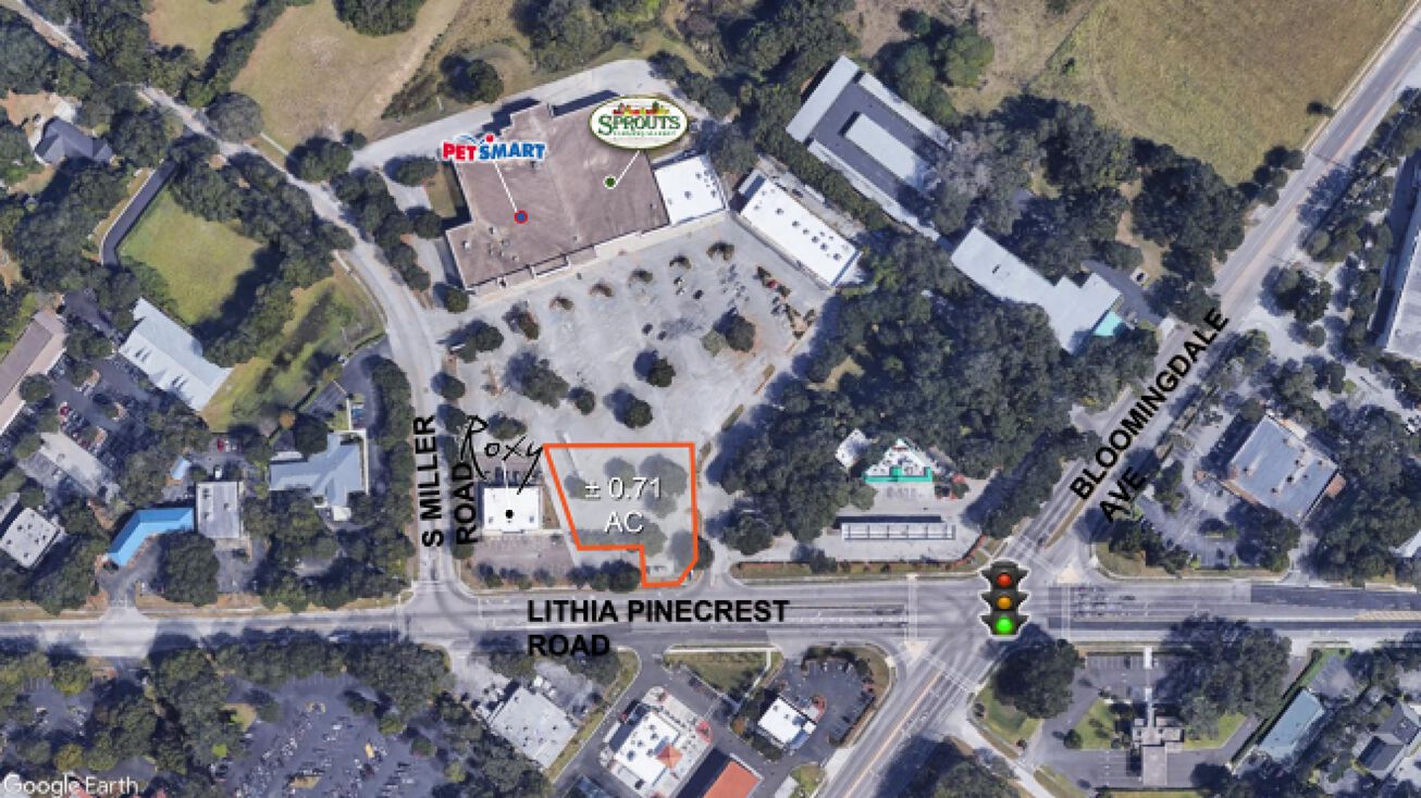 3309 Lithia Pinecrest Road, Valrico, FL 33596 Retail Property for