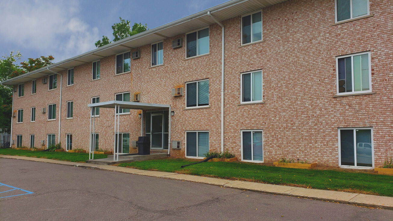 828 North St, Mt Morris, MI 48458