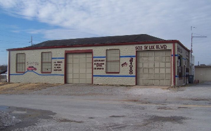 Pictures of Retail, Industrial property located at 502-506 SW Lee Blvd & 503 SW Washington, Lawton, OK 73501 for sales - image #1