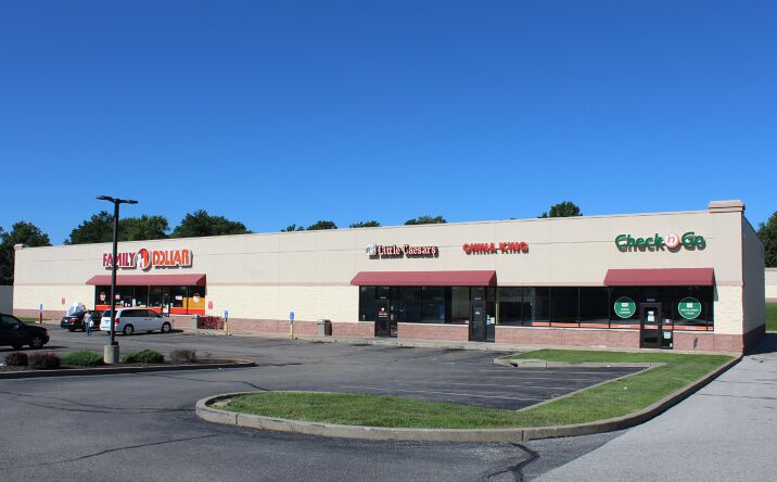 Pictures of Retail property located at 6892 - 6920 Parker Road, St. Louis, MO 63033 for comps - image #1