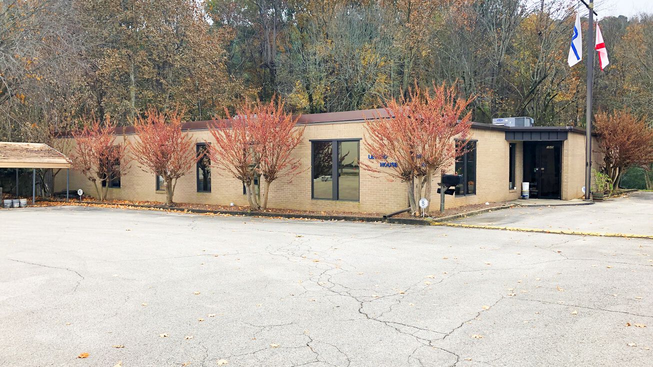 1849 Crestwood Blvd, Irondale, AL 35210