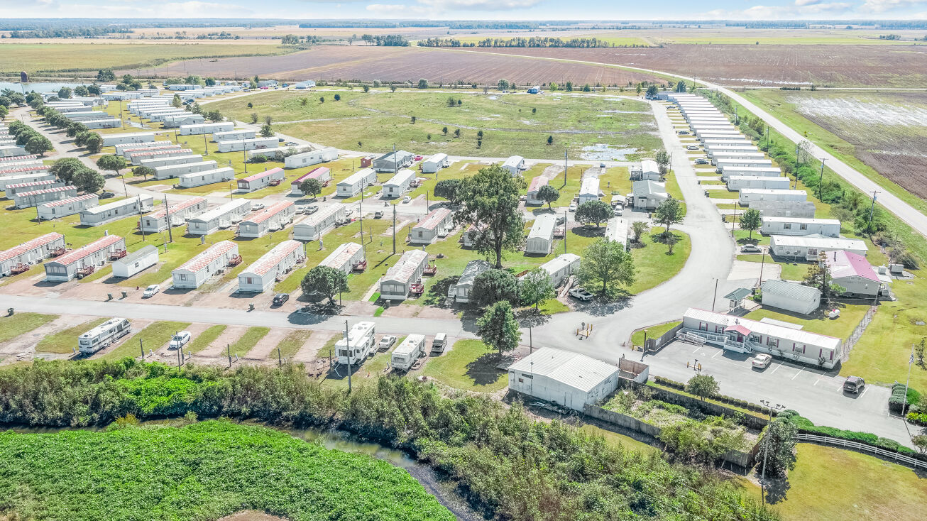 2466 Kirby Rd, Robinsonville, MS 38664