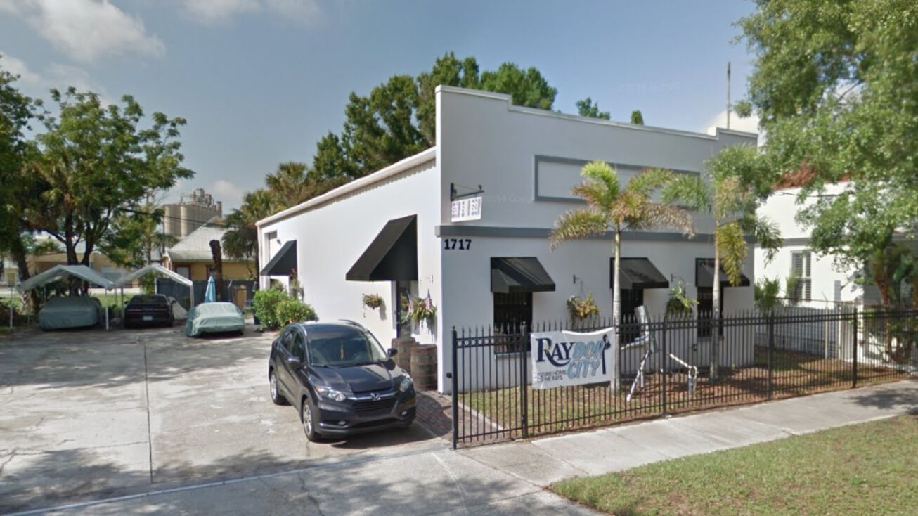 Pictures of Retail, Office, Mixed Use, Land property located at 1717 E