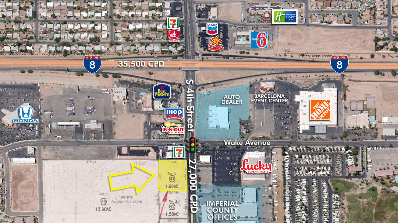 S 4th St, El Centro, CA 92243