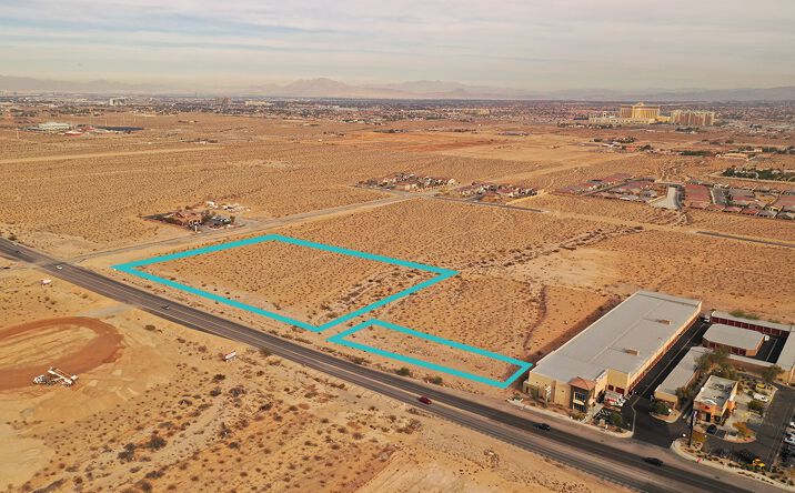 Pictures of Land property located at SEC of Decatur Boulevard and Pyle Avenue, Las Vegas, NV 89141 for comps - image #1