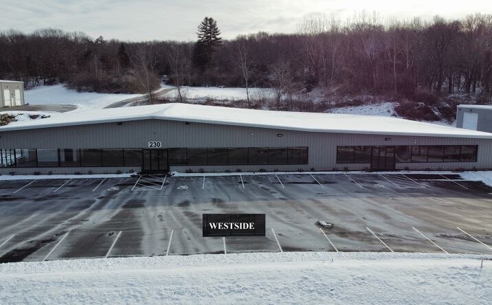 Pictures of Industrial, Mixed Use, Office, Special Purpose property located at 230 Norwich Rd, Plainfield, CT 06374 for sales - image #1