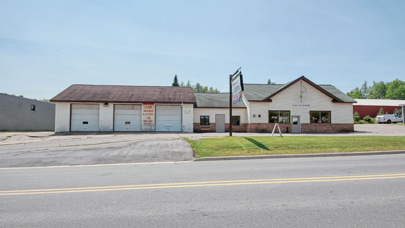 117 Superior Ave, Crystal Falls, MI 49920