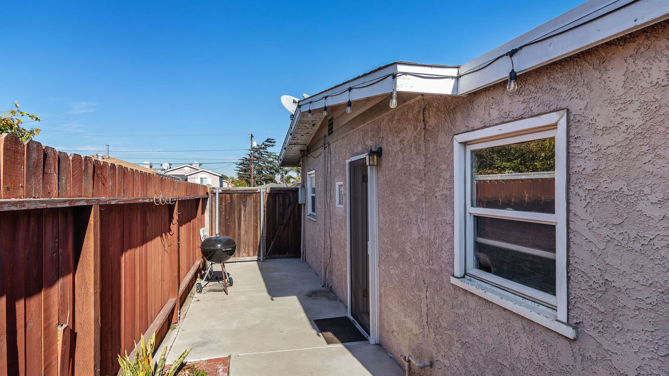 2012 Plant Ave, Redondo Beach, CA 90278 Multifamily Property for Sale