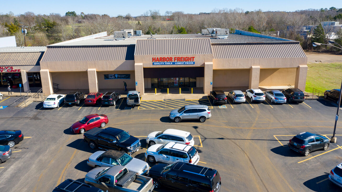 1712 S Jackson St, Jacksonville, TX 75766