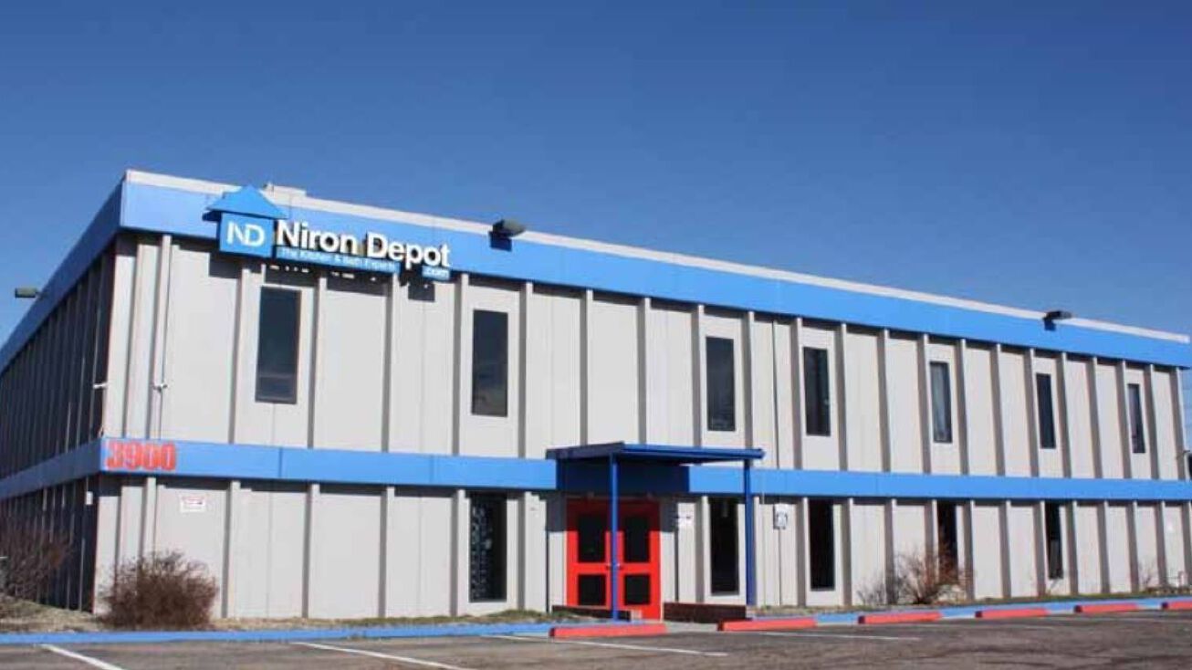 3900 S Federal Blvd, Englewood, CO 80110