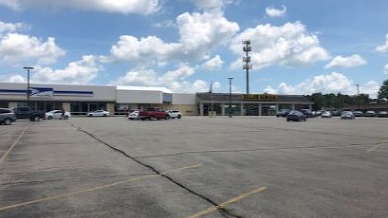 1209 Towanda Ave, Bloomington, IL 61701