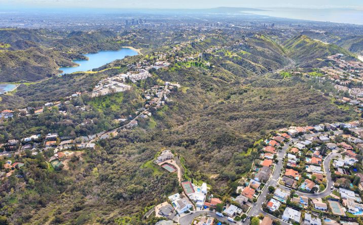 Pictures of Land property located at 0 Senderos Canyon, Bel Air, CA 90077 for sales - image #1
