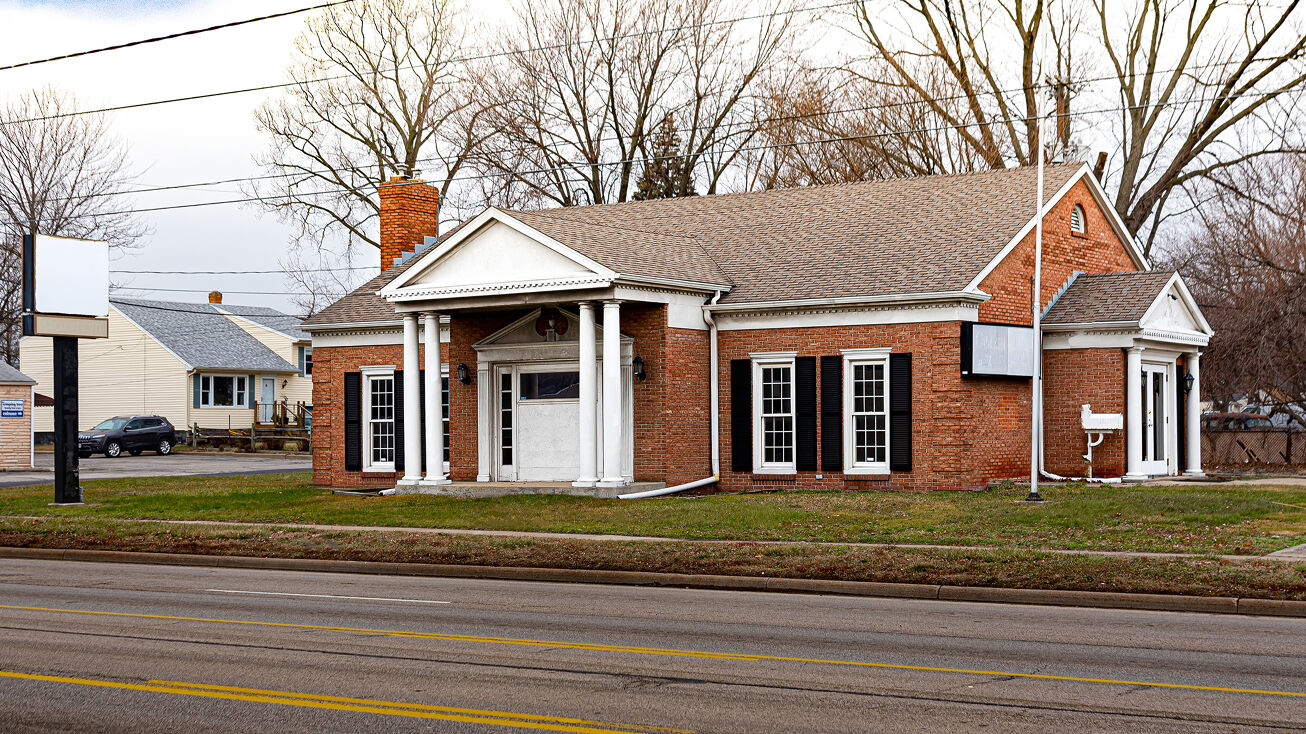 2350 W. Laskey Road, Toledo, OH 43613 Retail Property for Sale 2350