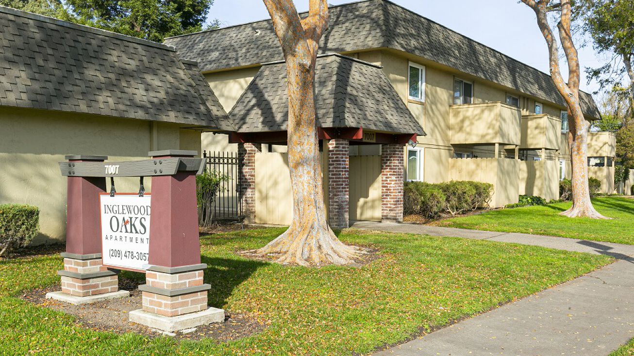 7007 Inglewood Ave, Stockton, CA 95207