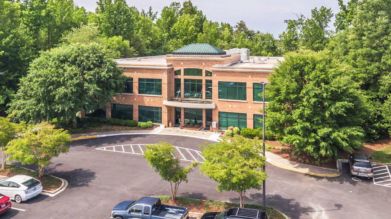 1041 & 1091 Kirkpatrick Rd, Burlington, NC 27215 Office Property for