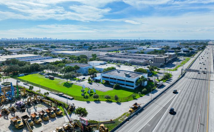 Pictures of Industrial, Land, Mixed Use, Special Purpose property located at 7007 NW 77th Ave, Miami, FL 33166 for sales - image #1
