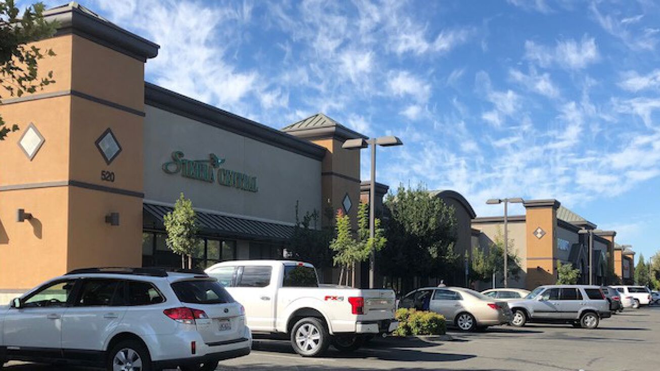 520, 550 Bogue Road, Yuba City, CA 95991 Retail Property for Sale