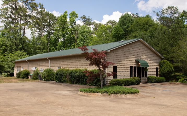 Pictures of Industrial, Office, Special Purpose property located at 1886 W Lukken Industrial Dr, LaGrange, GA 30240 for comps - image #1