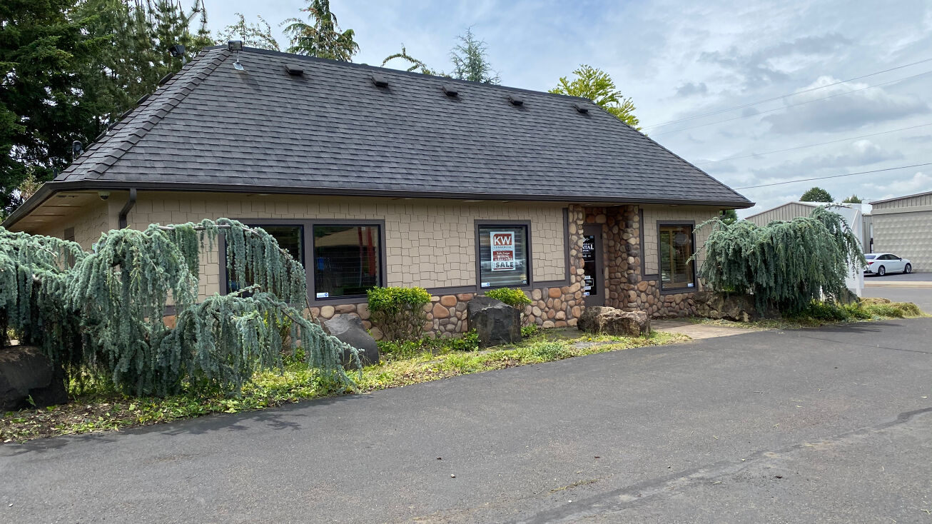 175 Grange Ave, Molalla, OR 97038