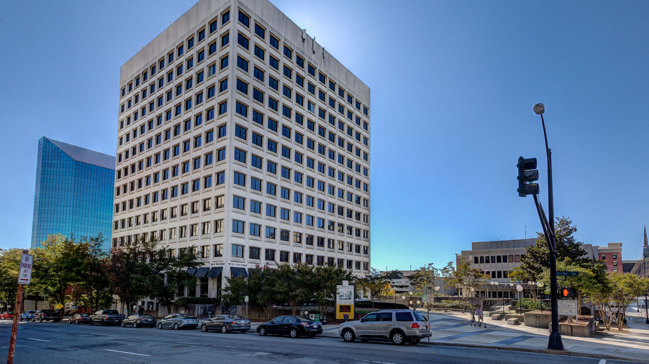 102 W 3rd St, WinstonSalem, NC 27101