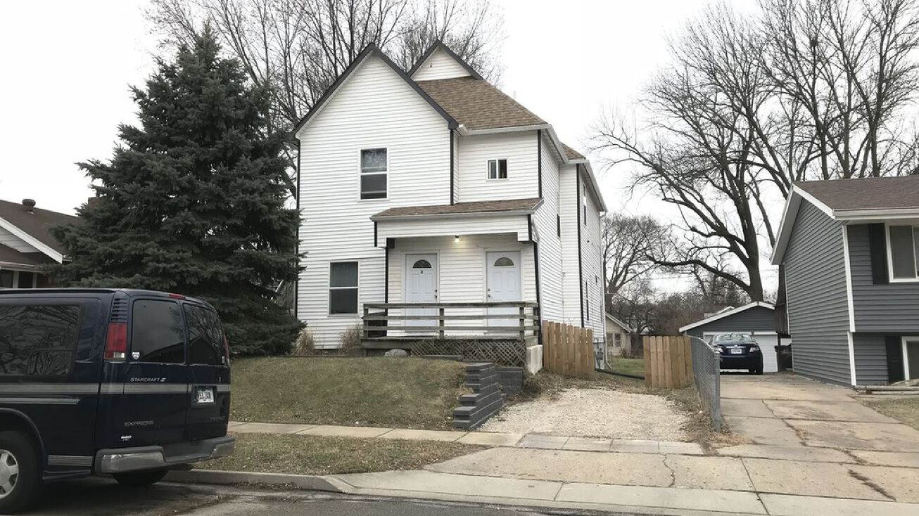 3916 9th St, Des Moines, IA 50313 Multifamily Property for Sale