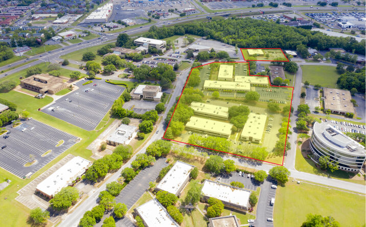 Pictures of Office property located at 2500 Fairlane Dr, Montgomery, AL 36116 for comps - image #1