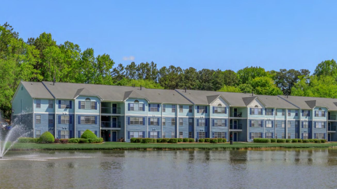 880 South Cobb Drive, Marietta, GA 30060