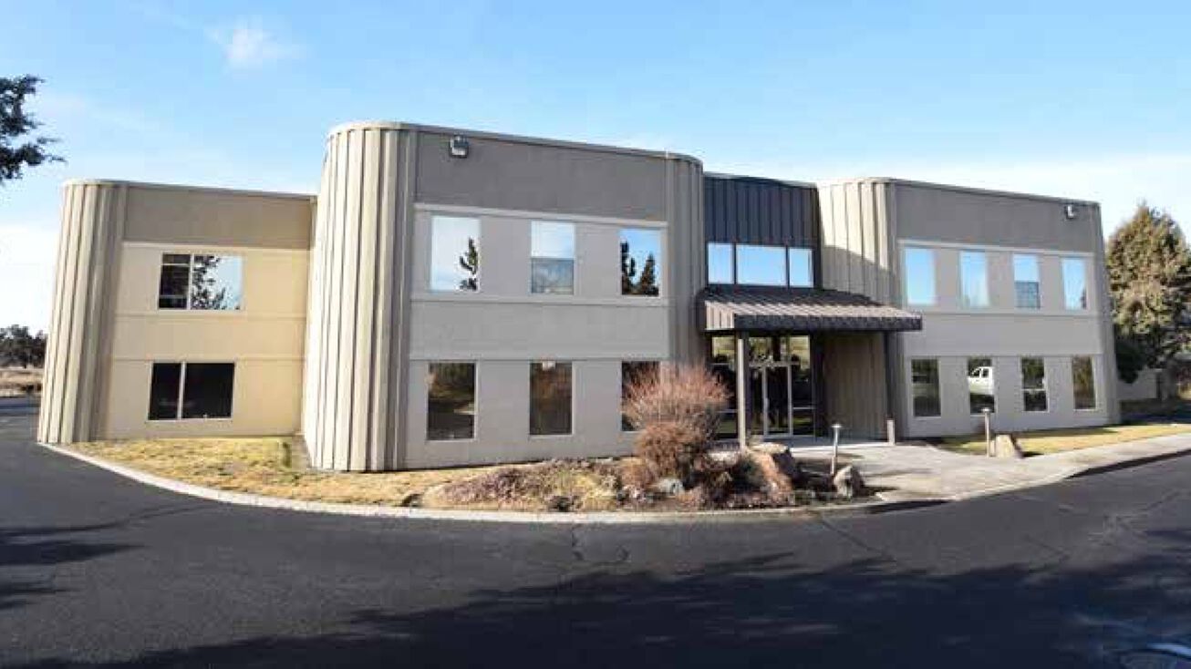 250 SE Timber Avenue, Redmond, OR 97756