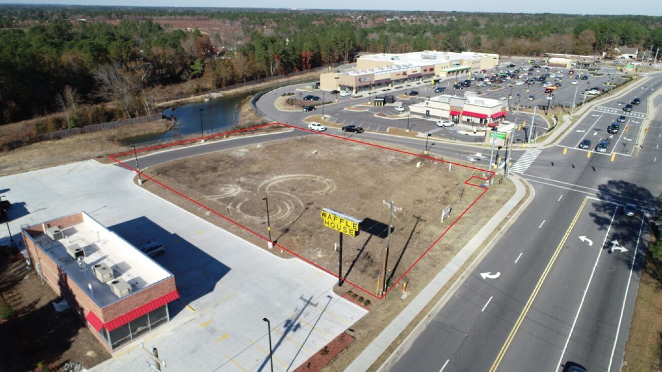 4310 Legion Rd, Hope Mills, NC 28348