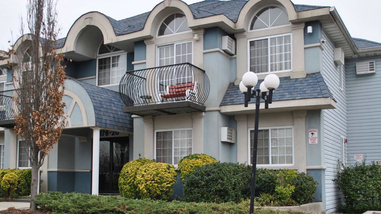 17620 S Conduit Avenue, Jamaica, NY 11434