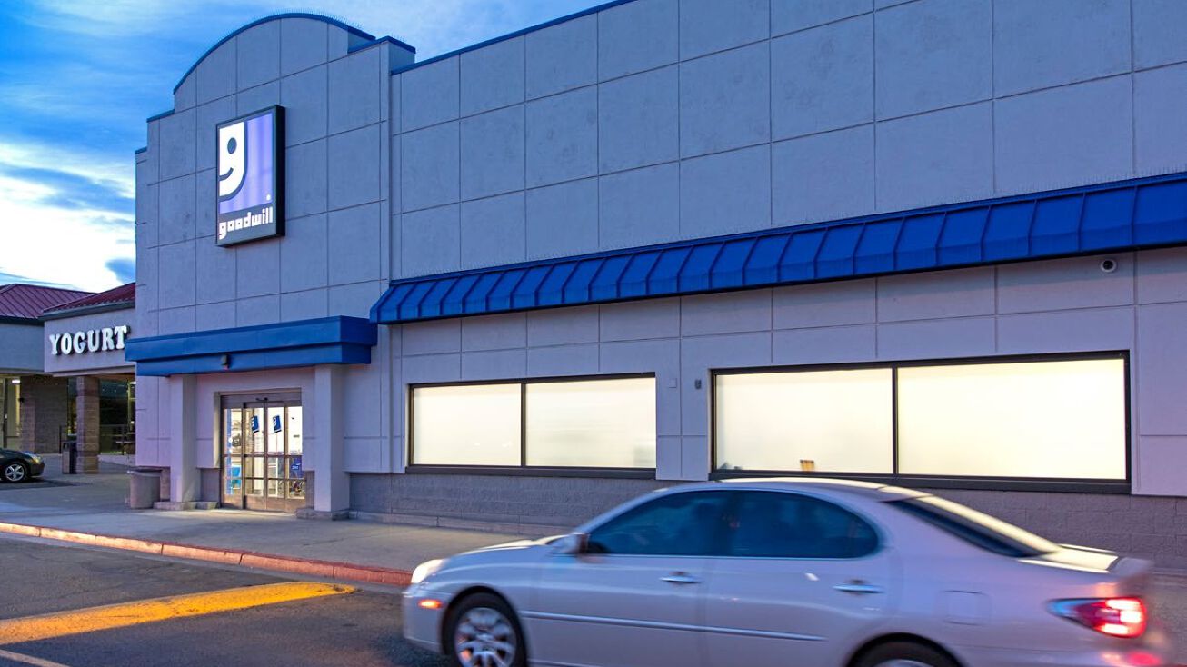 5000 Smithridge Dr, Reno, NV 89502 Retail Property for Sale