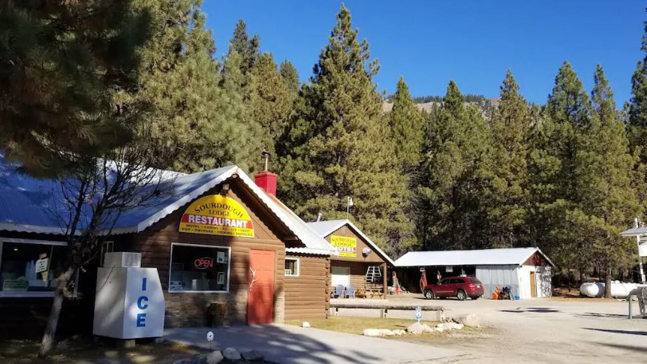 8392 ID21, Lowman, ID 83637