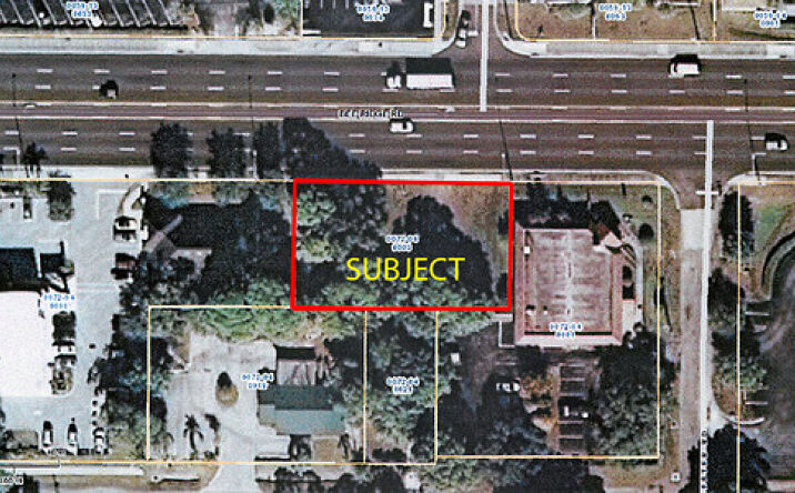 Pictures of Land property located at 2940 Bee Ridge Rd, Sarasota, FL 34239 for sales - image #1