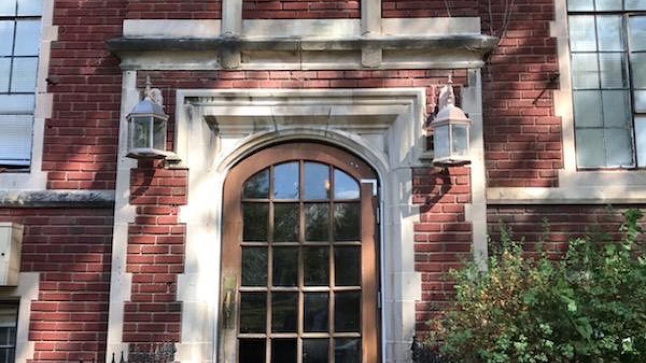 330 W 12th St, Anderson, IN 46016