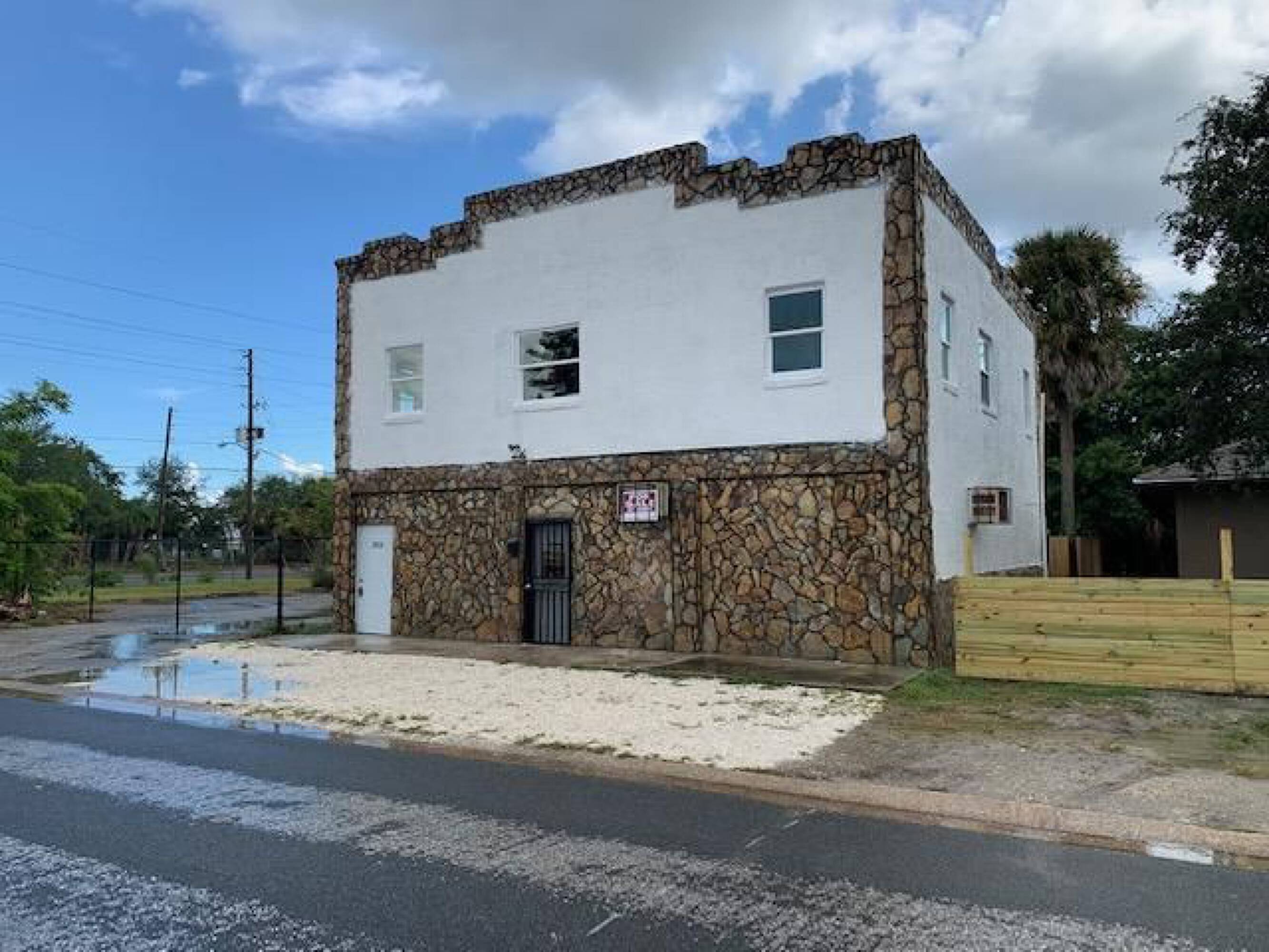 2826 Fairfield Ave South, Saint Petersburg, FL 33712