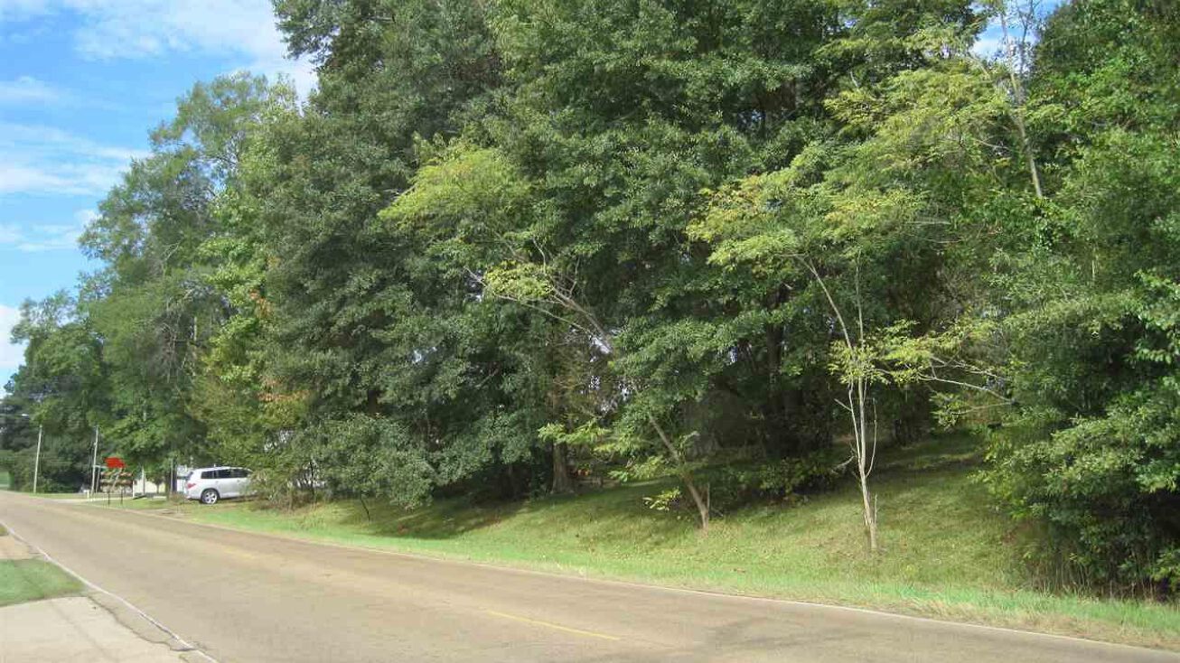 330 Elton Road, Jackson, MS 39212