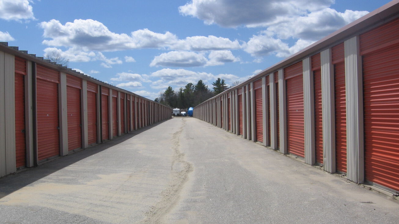 34 Merrill Rd, Lewiston, ME 04240