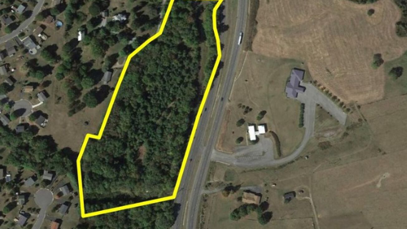 6767 Cloverdale Rd, Roanoke, VA 24019