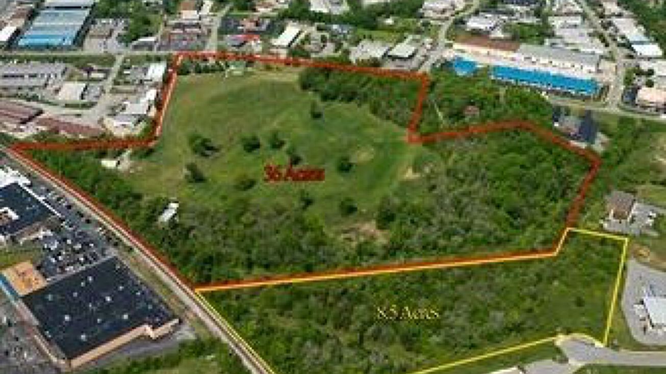 100 New Shackle Island Road, Hendersonville, TN 37075 Retail Property