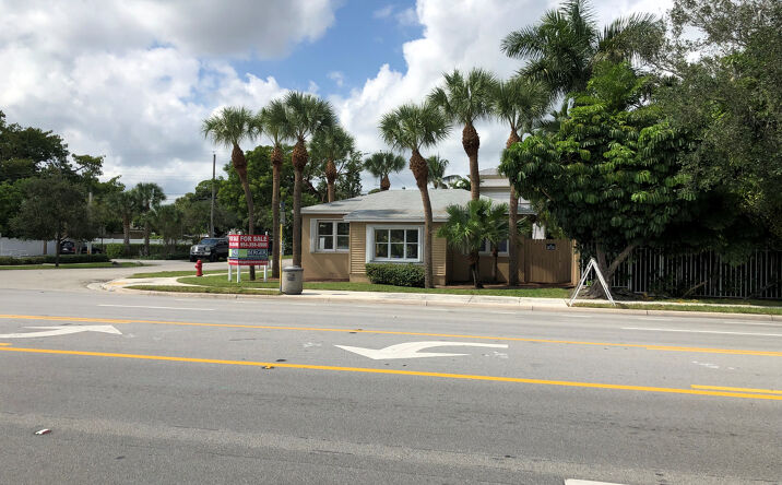 Pictures of Office property located at 403 SW 8th Street, Fort Lauderdale, FL 33315 for comps - image #1