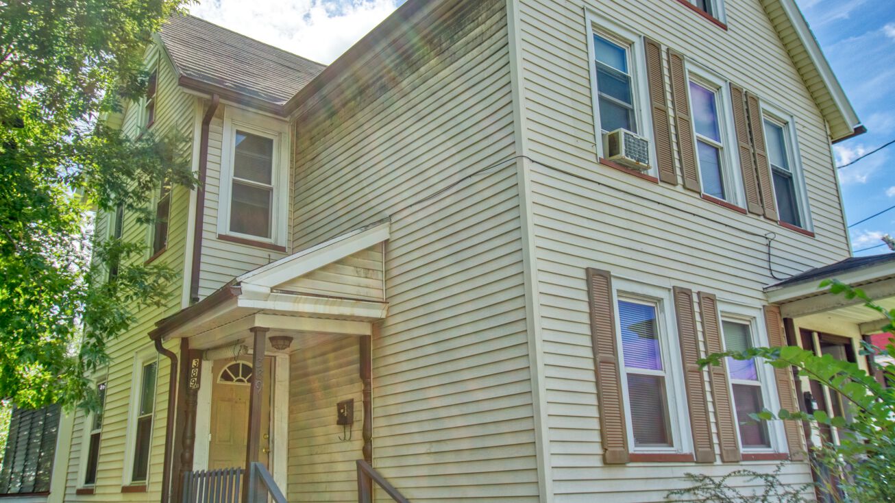 389 Campbell St, Rochester, NY 14611